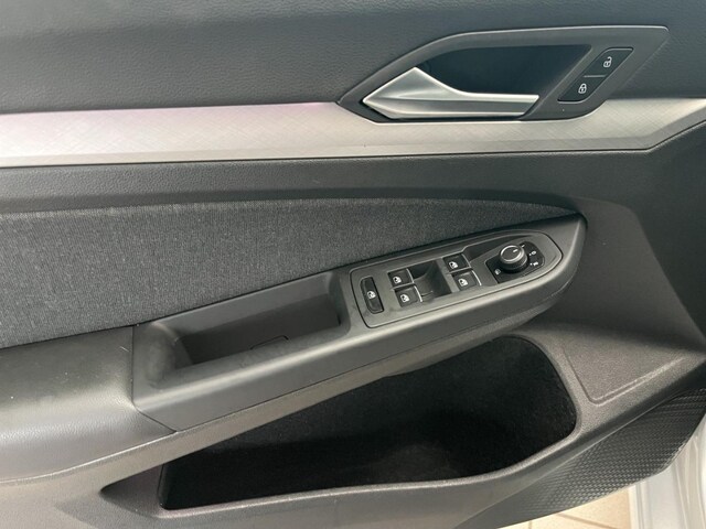 Volkswagen Golf 2.0 TDI DSG Life Variant