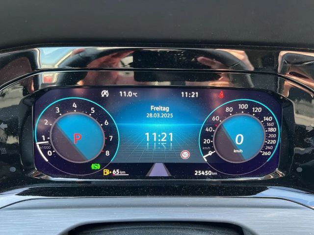 Volkswagen Golf 1.5 eTSI Golf VIII