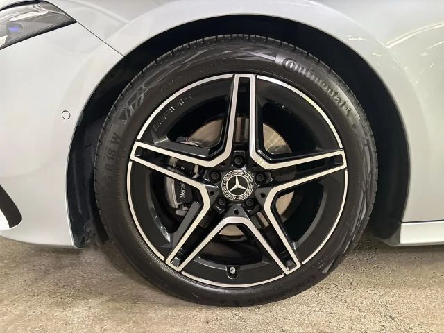 Mercedes-Benz A 180 A 180 d AMG Line Hatchback