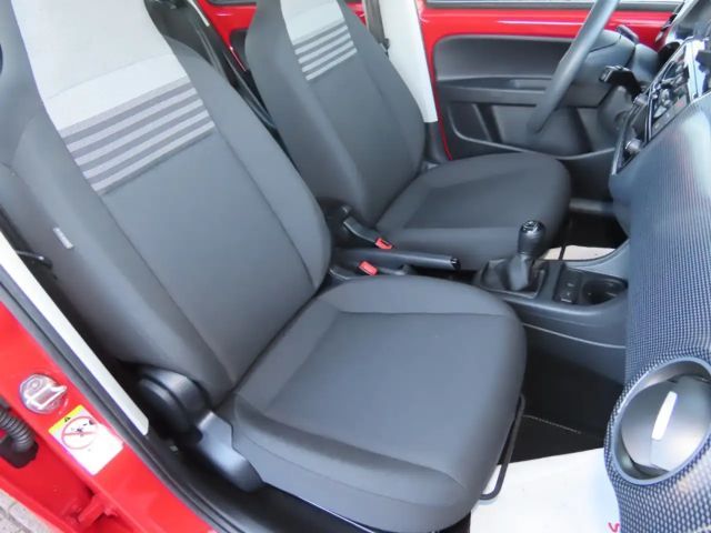 Volkswagen up! 1.0 MPI