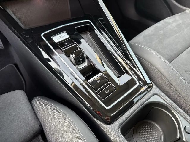 Volkswagen Golf Style eHybrid