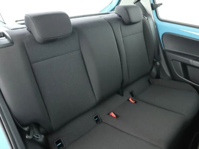 Volkswagen up! 1.0 Maps+More Dock