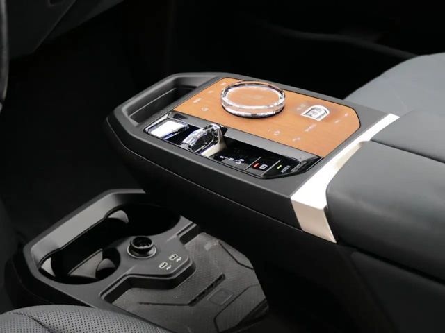 BMW iX xDrive50