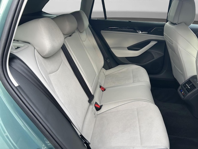 Volkswagen Passat 1.5 TSI Business DSG Variant