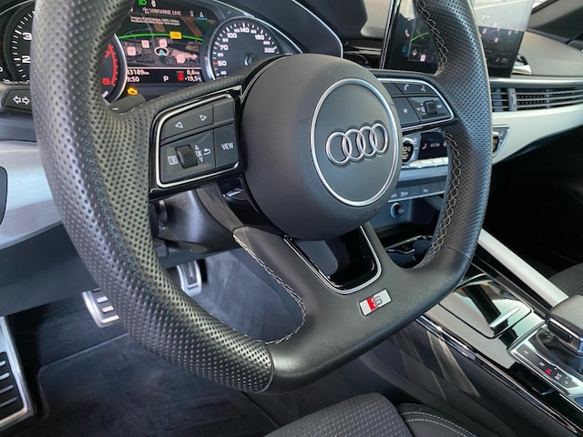 Audi A4 35 TFSI S-Tronic Sedan