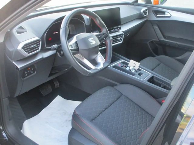 Seat Leon 1.5 eTSI FR-lijn Sportstourer