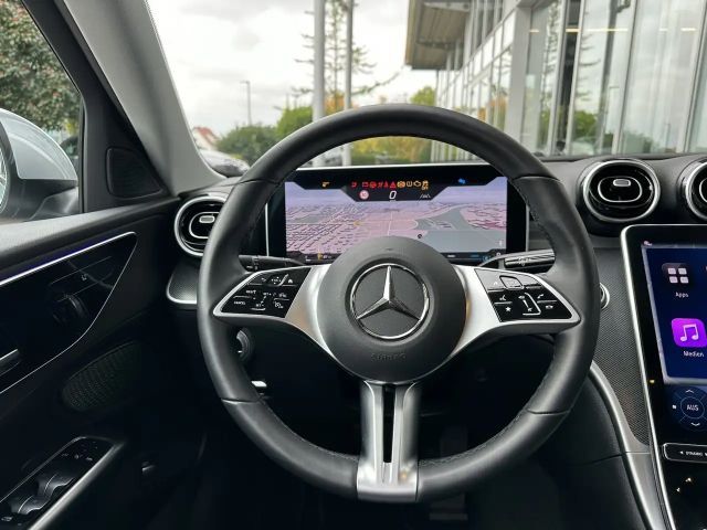 Mercedes-Benz C 200 AVANTGARDE Sedan