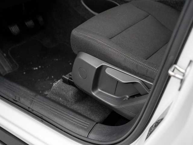 Volvo XC40 Core Momentum