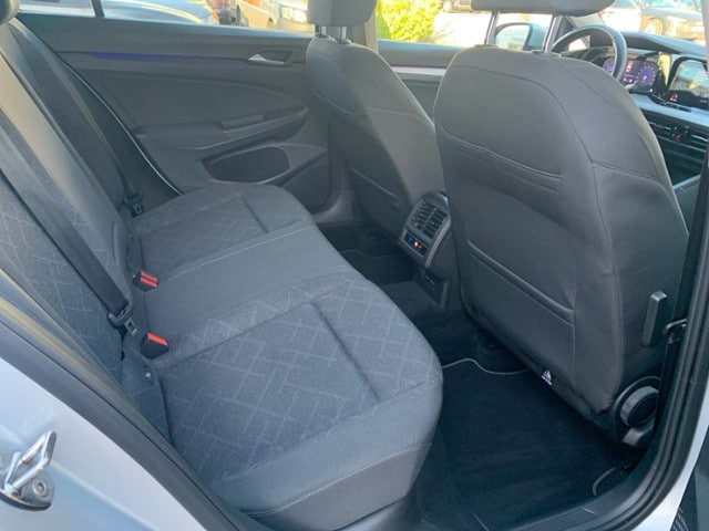 Volkswagen Golf 2.0 TDI DSG Life Variant