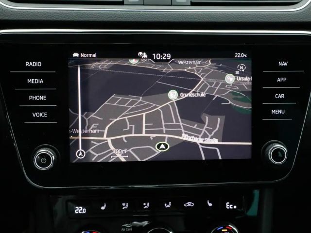 Skoda Superb Combi iV