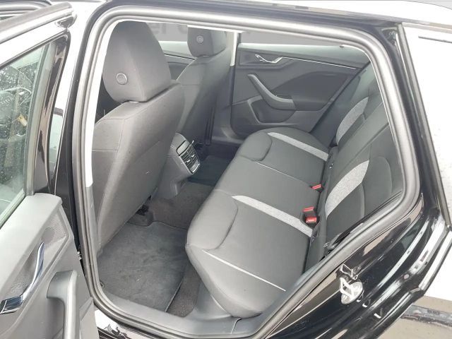 Skoda Kamiq Essence TSI