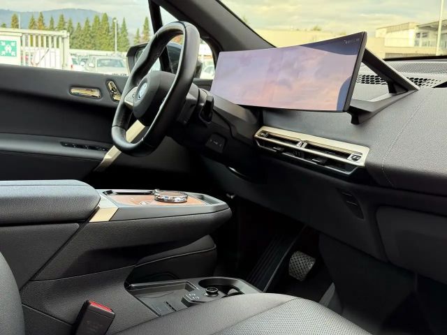 BMW iX xDrive40