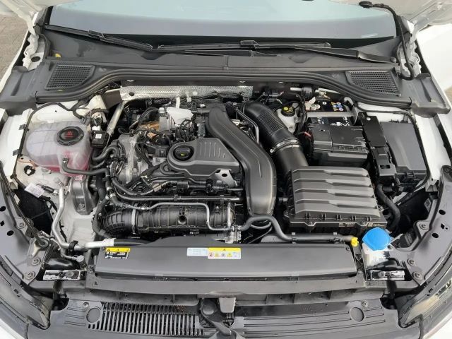 Volkswagen Golf 1.5 TSI Variant