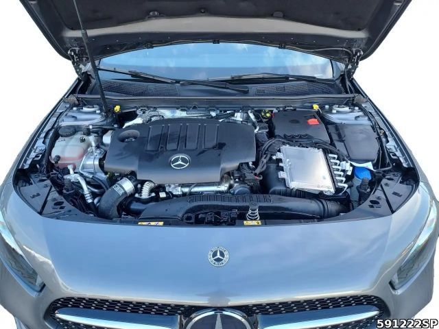 Mercedes-Benz A 220 A 220 d AMG Line