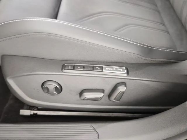 Volkswagen Golf DSG eHybrid