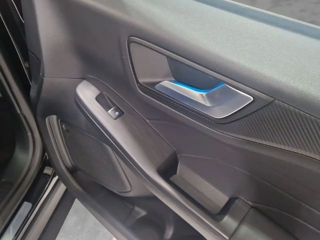 Ford Kuga Plug in Hybrid ST Line X