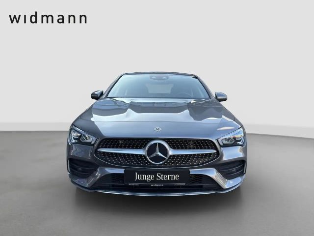 Mercedes-Benz CLA 200 4MATIC AMG Line Coupé