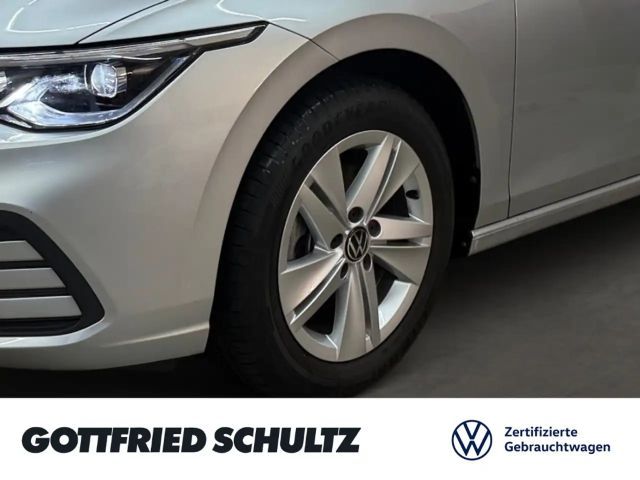 Volkswagen Golf 1.5 eTSI DSG Life