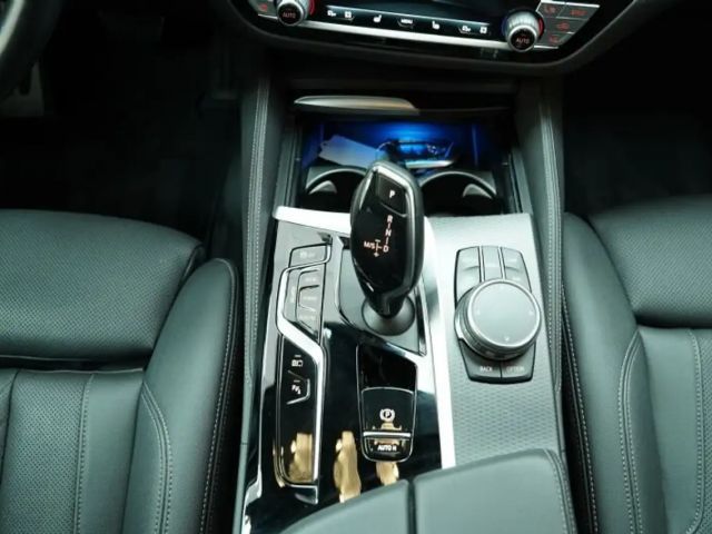 BMW 530 530e M-Sport Touring