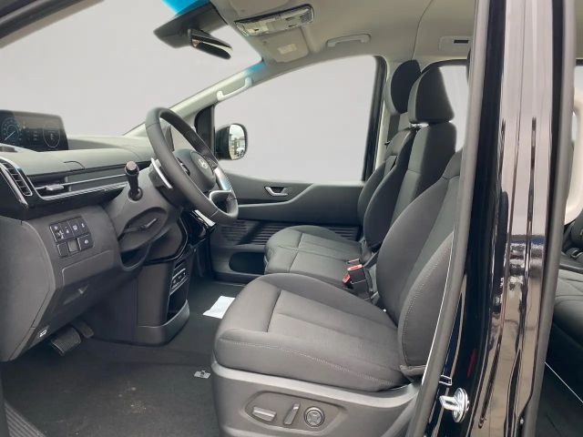 Hyundai Staria Trend