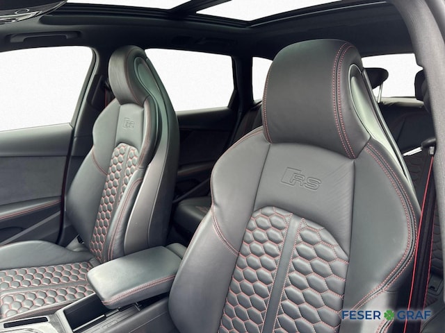 Audi RS4 Avant Quattro