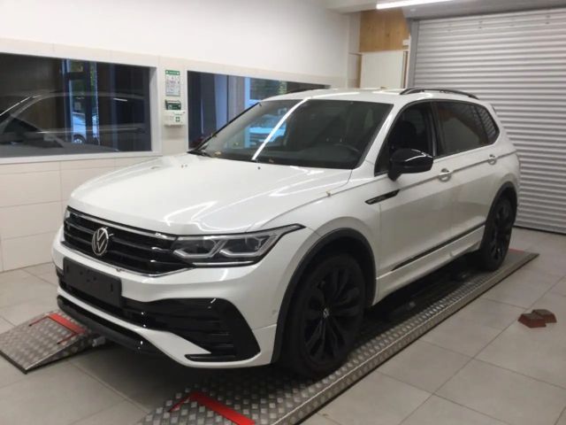 Volkswagen Tiguan 4Motion Allspace R-Line
