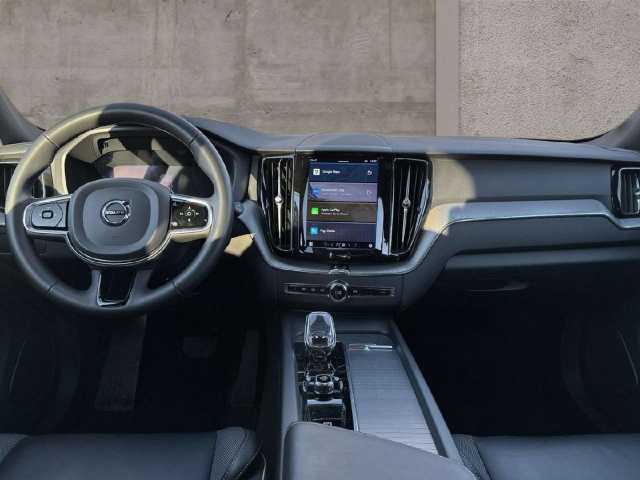 Volvo XC60 Dark Plus