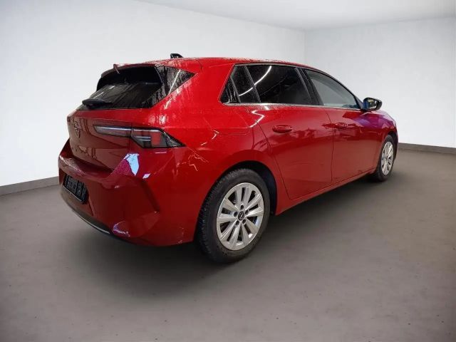 Opel Astra 1.2 Turbo Elegance