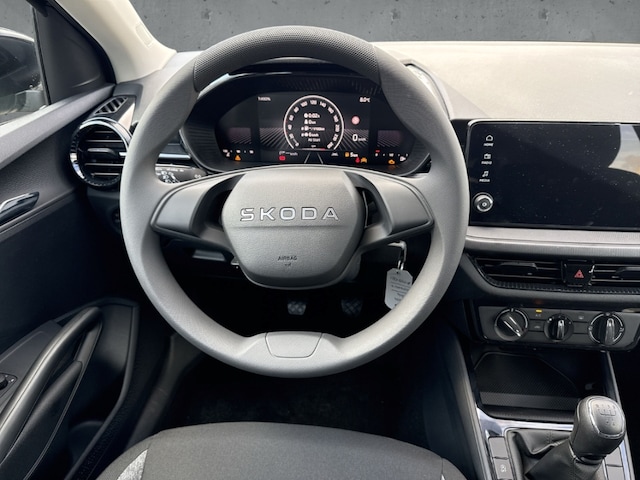 Skoda Fabia 1.0 MPI ESSENCE LED PDC Klima