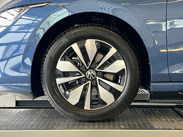 Volkswagen Golf 1.5 TSI Golf VIII