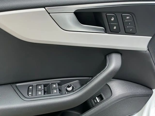 Audi A4 40 TDI Quattro S-Line