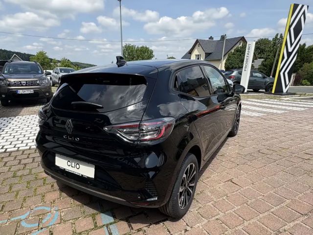 Renault Clio TCe 90 Techno