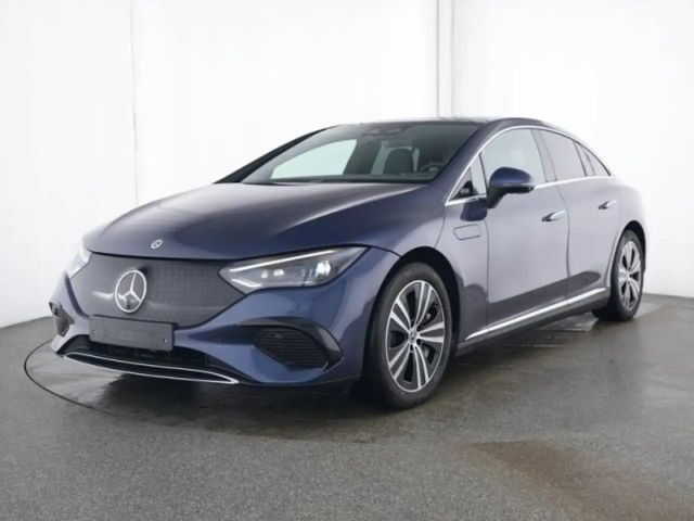 Mercedes-Benz EQE 300 Sedan