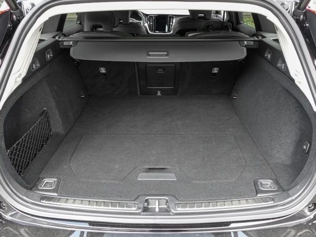 Volvo V60 Cross Country AWD Ultimate