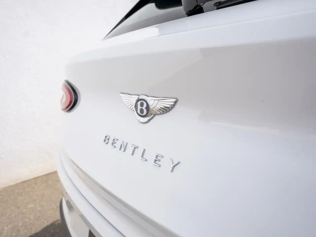 Bentley Bentayga V8