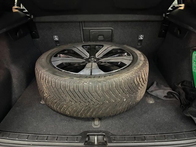 Volvo XC40 Plus Recharge Twin Engine