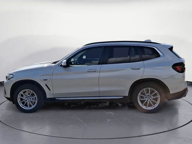BMW X3 xDrive30e