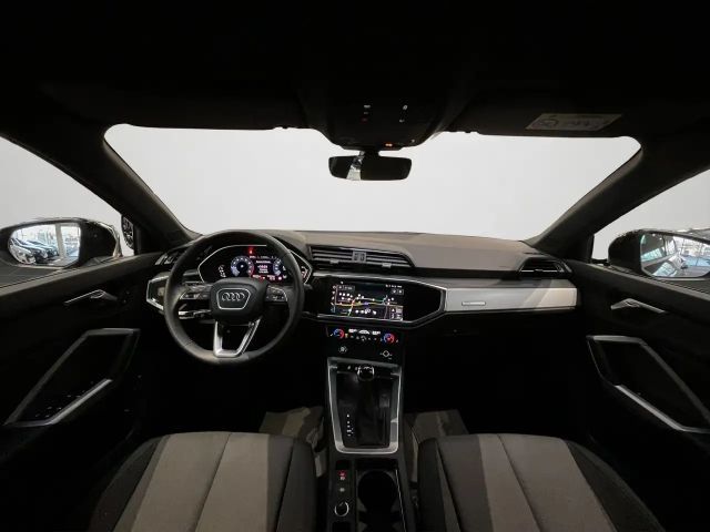 Audi Q3 35 TFSI S-Tronic