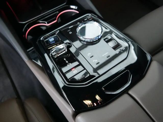 BMW i5 Sedan eDrive40