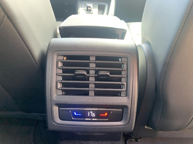 Volkswagen Golf 1.5 eTSI DSG