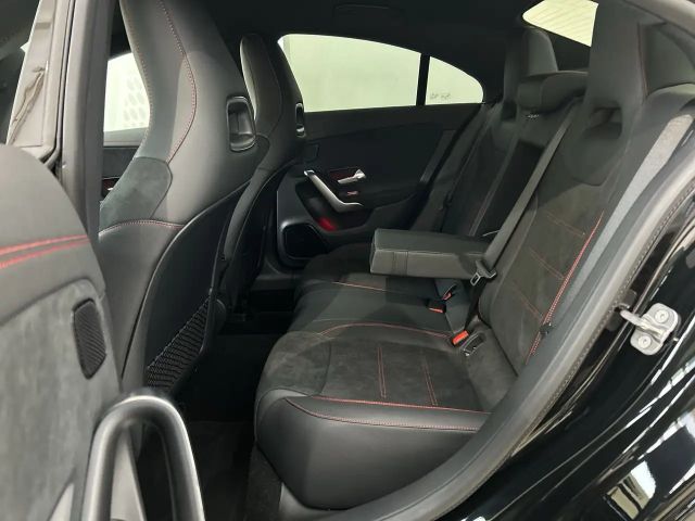 Mercedes-Benz CLA 200 Coupé