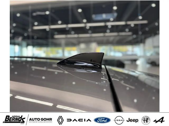 Renault Espace E-Tech Hybrid Iconic