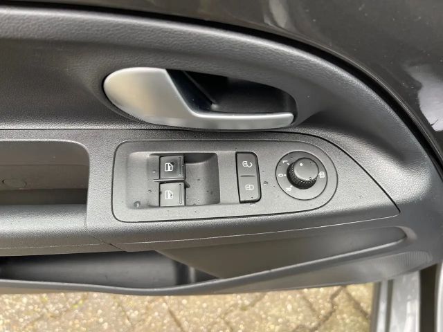 Volkswagen up! Move Move up!