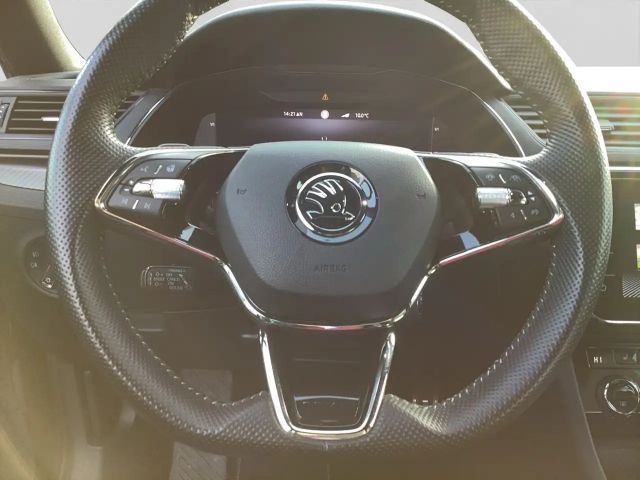 Skoda Superb Combi Sportline iV