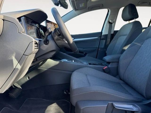 Volkswagen Golf 1.5 eTSI DSG Golf VIII Life