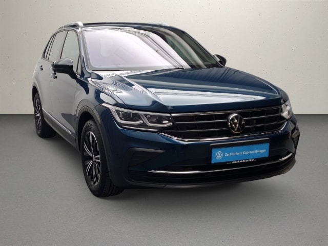 Volkswagen Tiguan TDI Active AHK Navi Matrix 5J Garantie