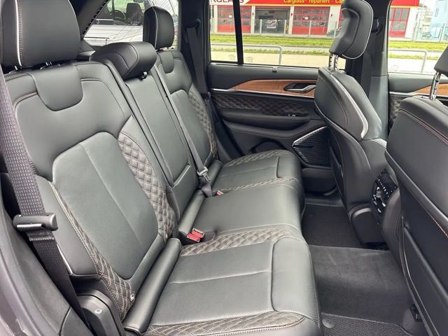 Jeep Grand Cherokee 4xe Summit