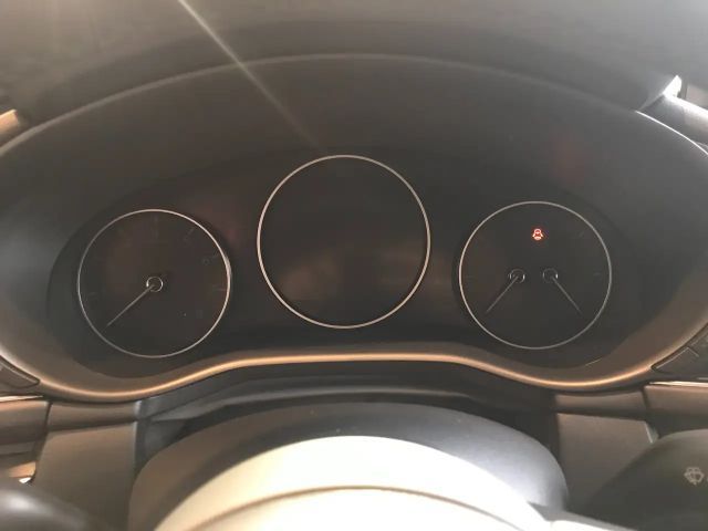 Mazda 3 2.5L Homura SkyActiv e-Skyactiv