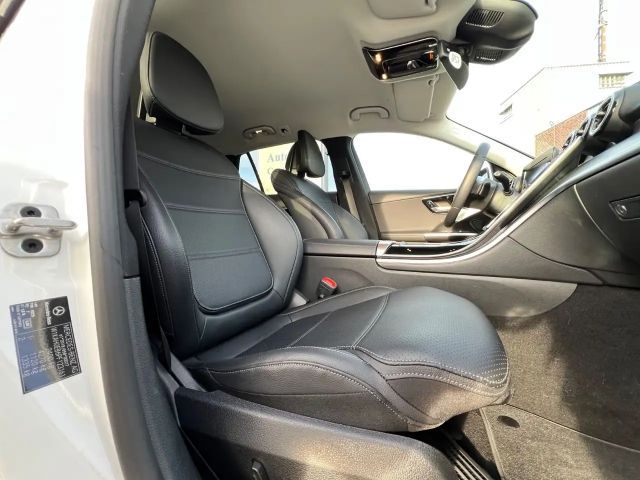 Mercedes-Benz C 220 AVANTGARDE C 220 d Estate