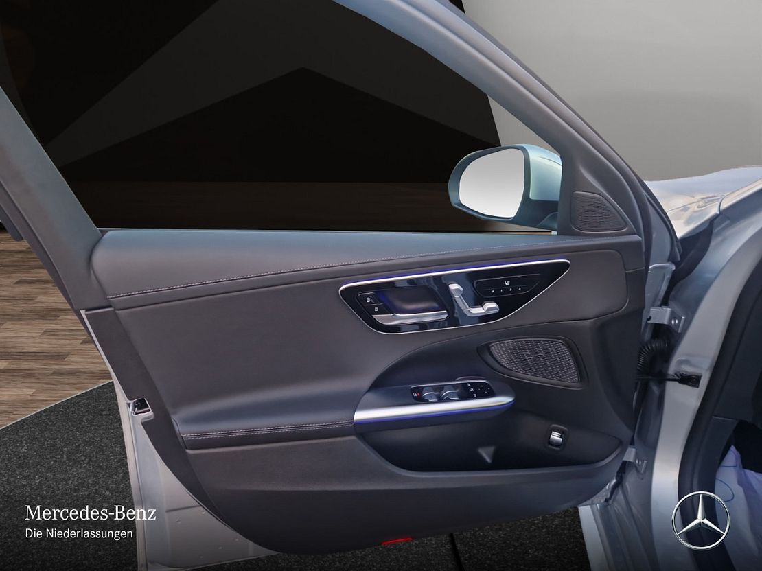 Mercedes-Benz C 180 AMG Line Sedan